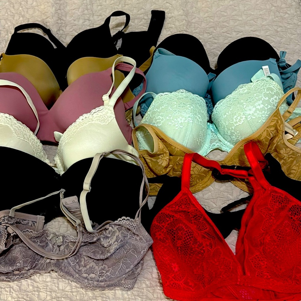 Twelve size 38B bras, all in great condition.